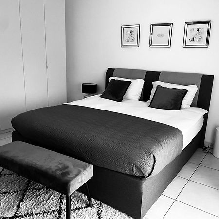 Luxury Penthouse Apartment With 3 Balconies -2 Bedrooms -Petrus View & Parking Luxemburg Exteriör bild