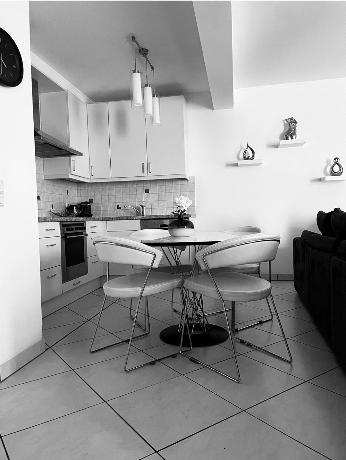 Luxury Penthouse Apartment With 3 Balconies -2 Bedrooms -Petrus View & Parking Luxemburg Exteriör bild